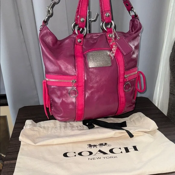COACH POPPY Pink Leather SHOULDER CROSS BODY Bag AND DUST BAG - Picture 5 of 15